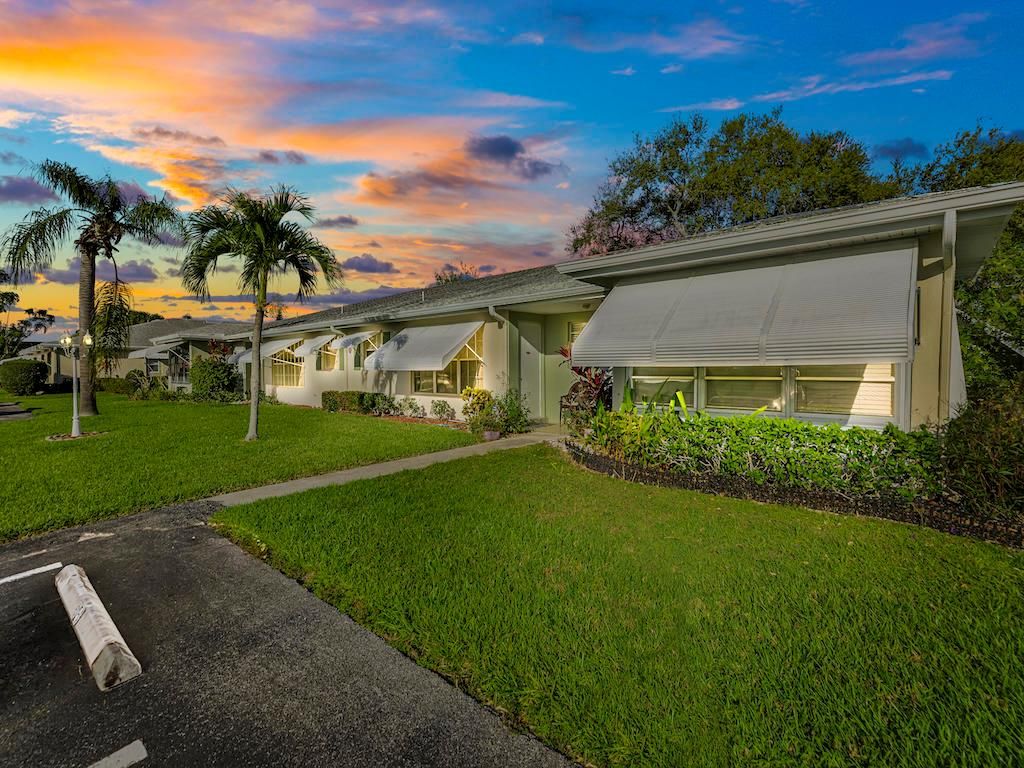 Photo of 312 Colony Lane #C, Fort Pierce, FL 34982 (MLS # R10697620)