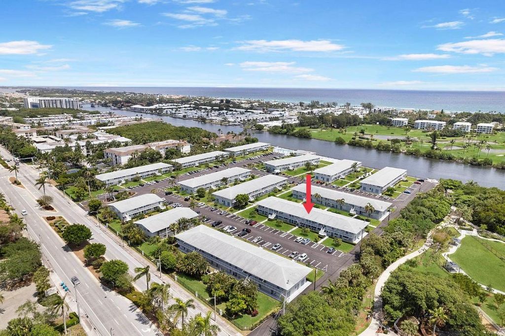 Photo of 2552 S Federal Highway #3, Boynton Beach, FL 33435 (MLS # R11049890)