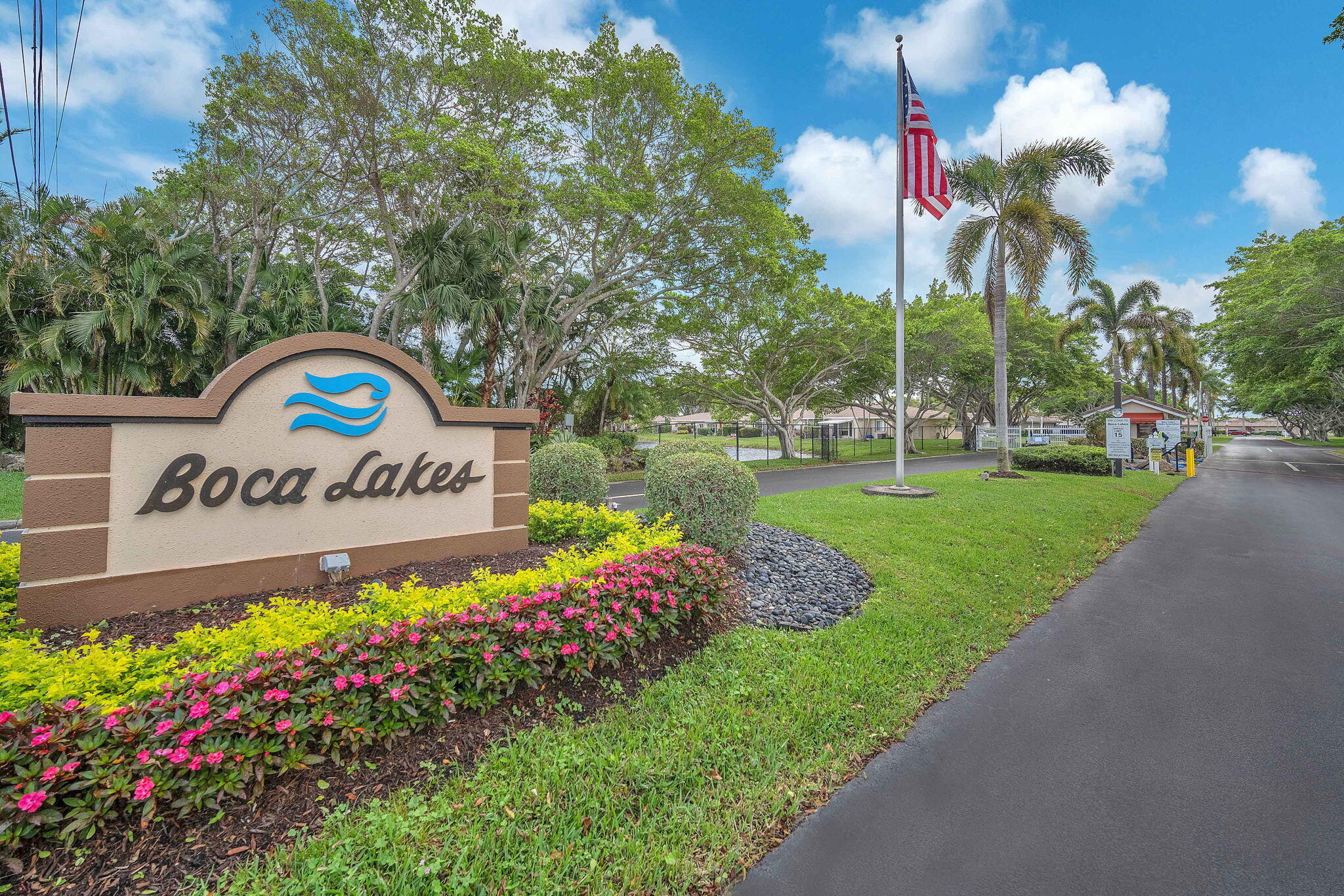 BOCA LAKES CONDO - Residential