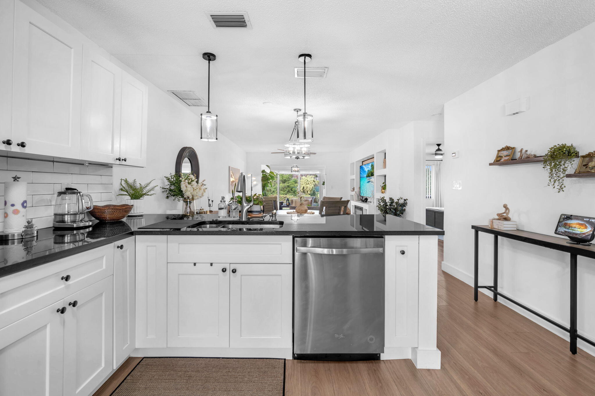 BOCA LAKES CONDO - Residential