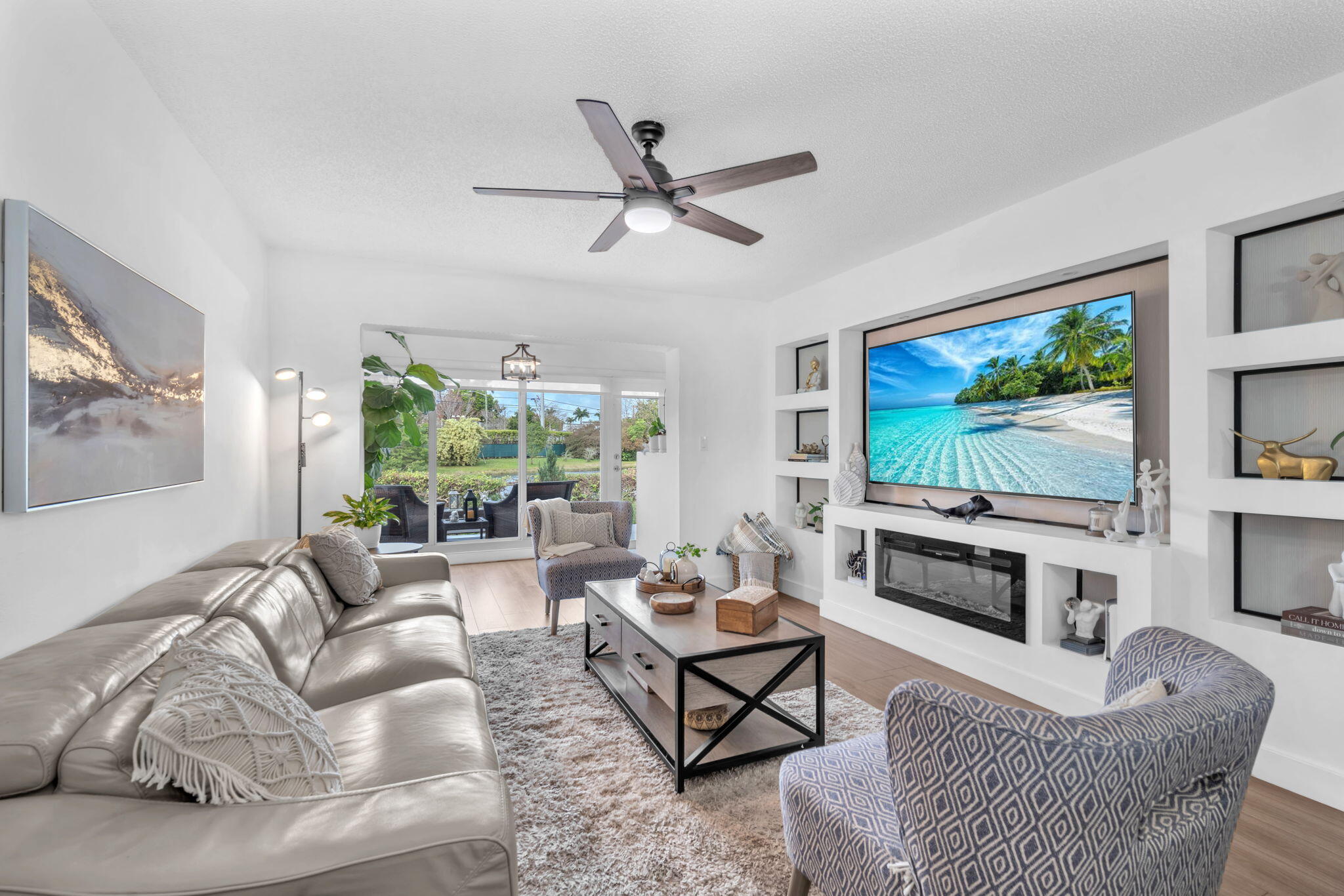 BOCA LAKES CONDO - Residential