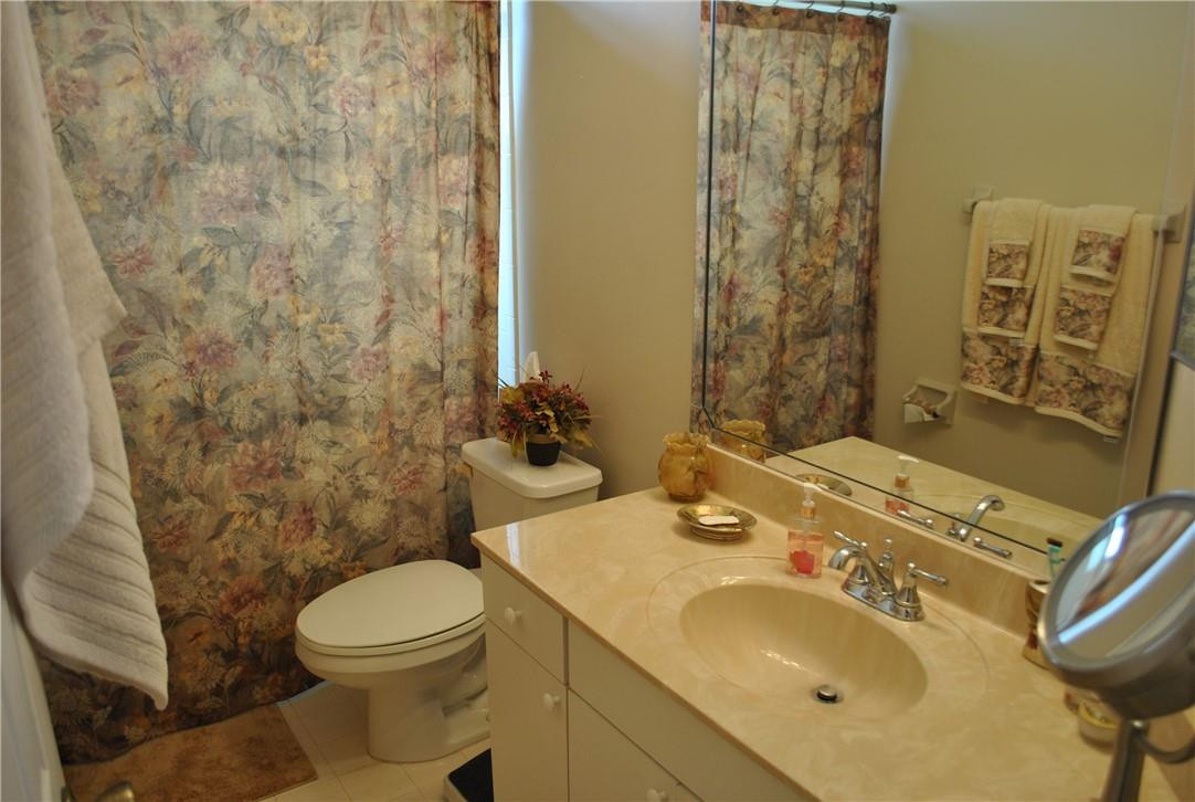 PARKWOOD - Residential Lease