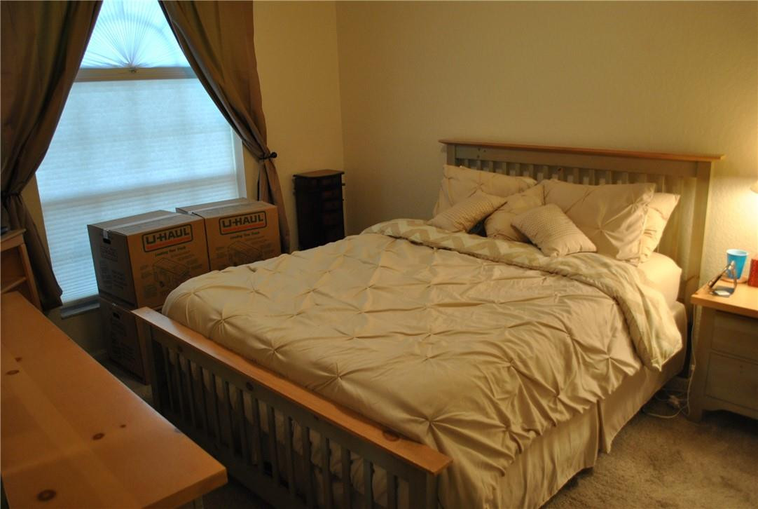 PARKWOOD - Residential Lease