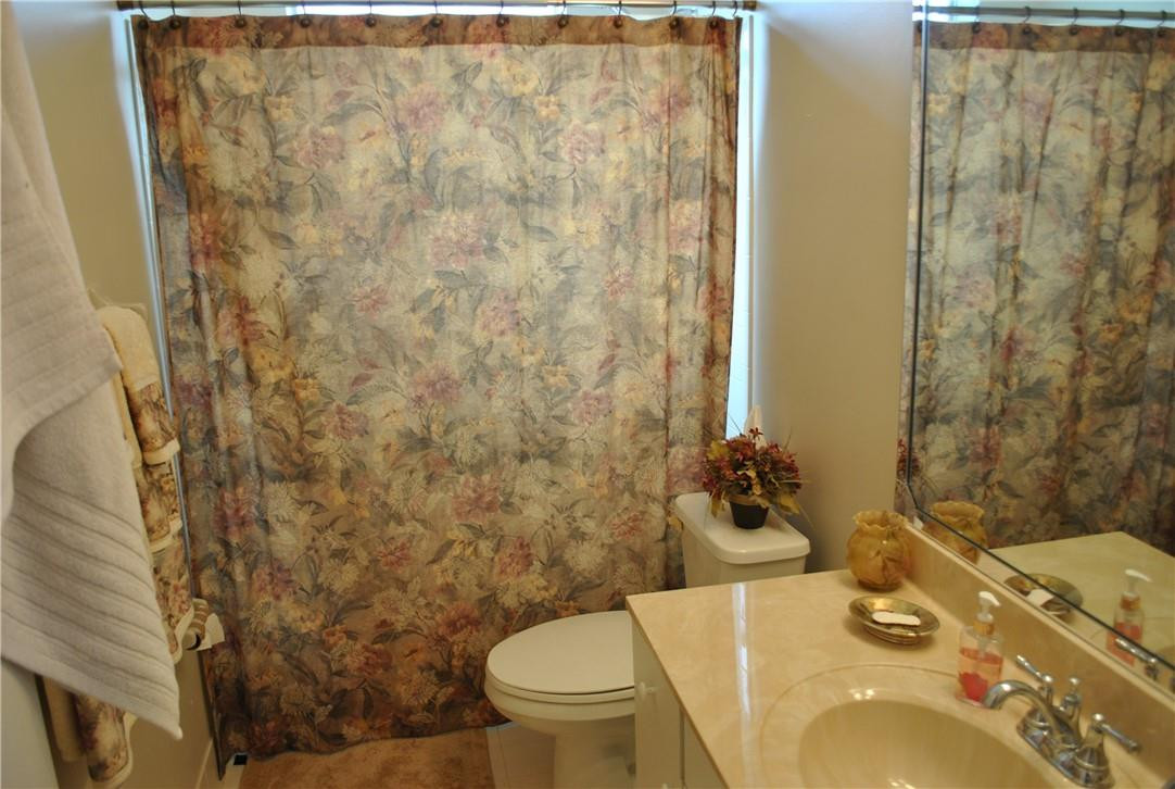 PARKWOOD - Residential Lease