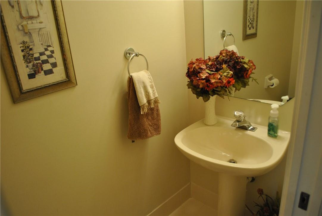 PARKWOOD - Residential Lease