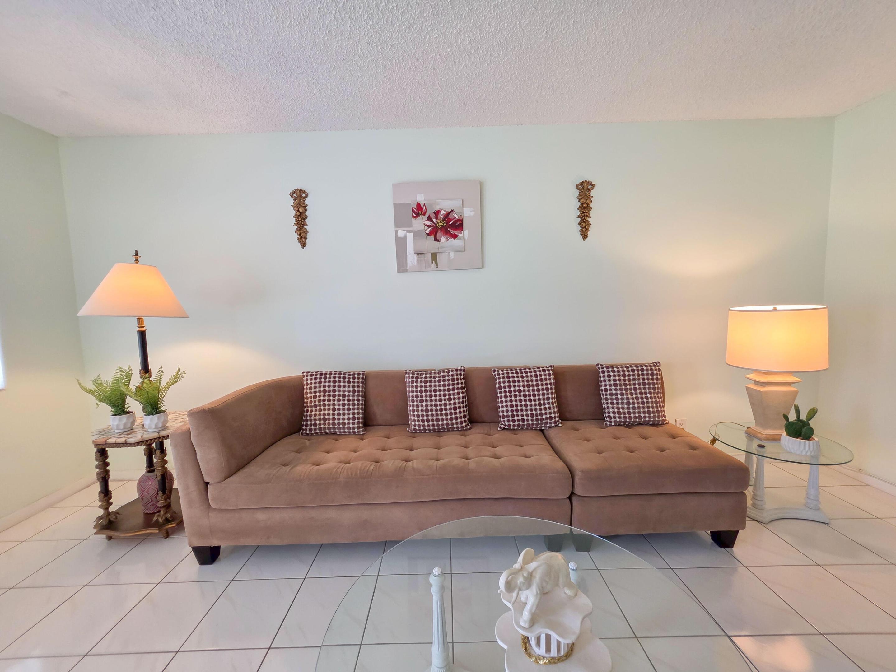 NORWICH CONDO - Residential