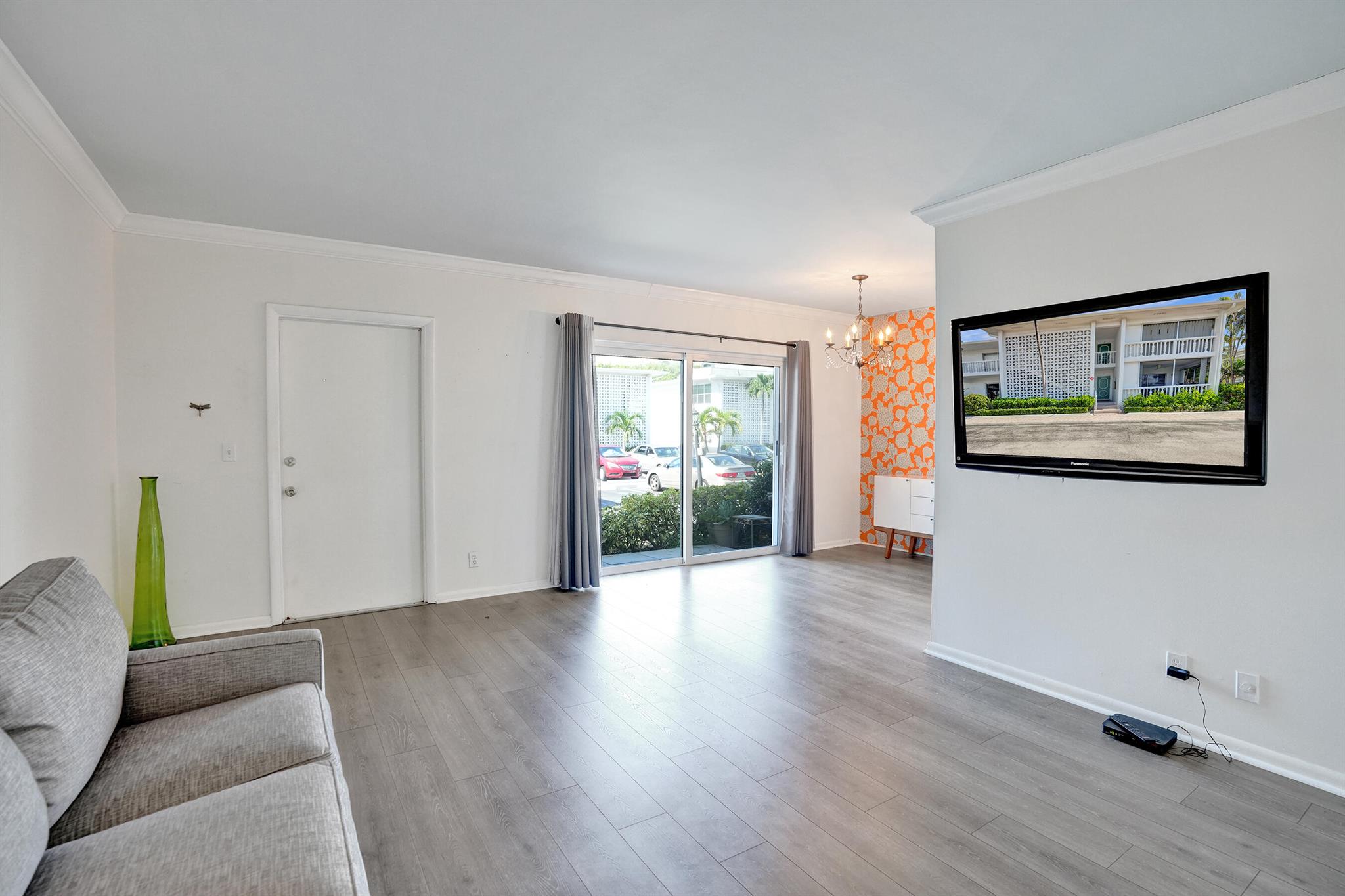 PALM BEACH VILLAS CONDO - Residential