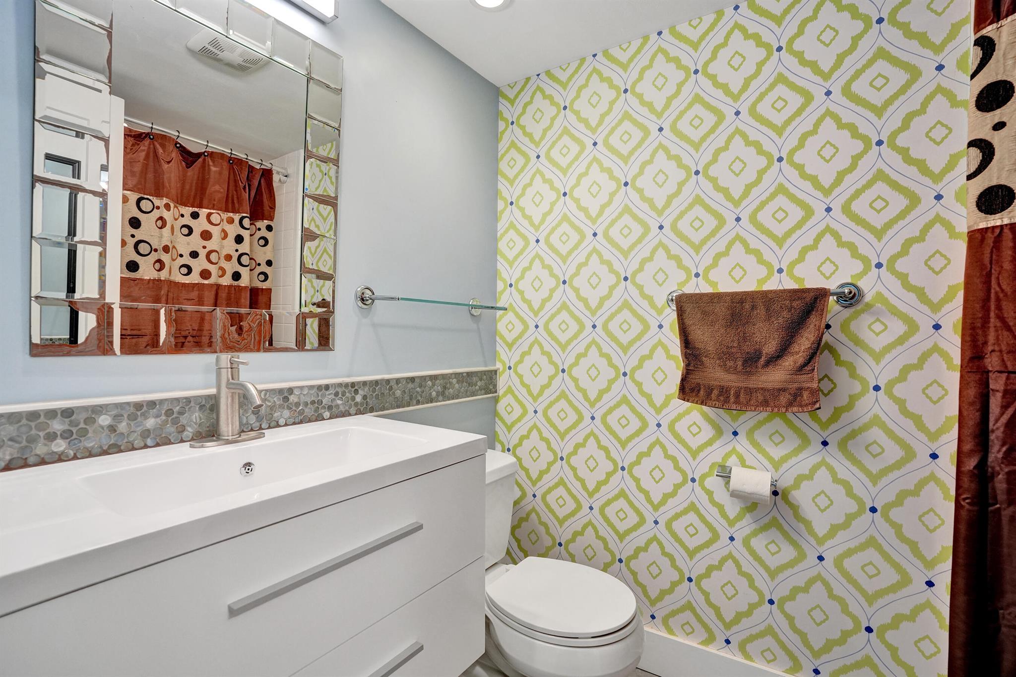 PALM BEACH VILLAS CONDO - Residential