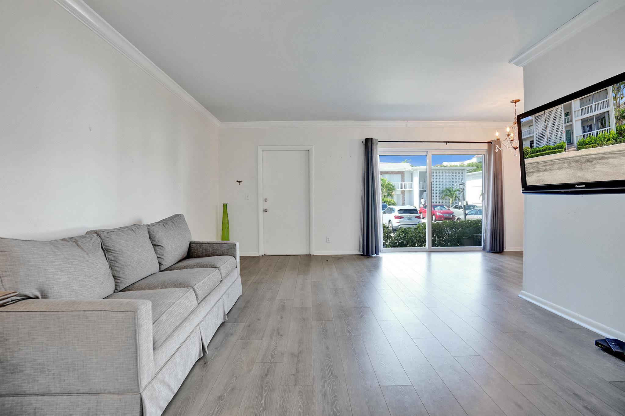 PALM BEACH VILLAS CONDO - Residential