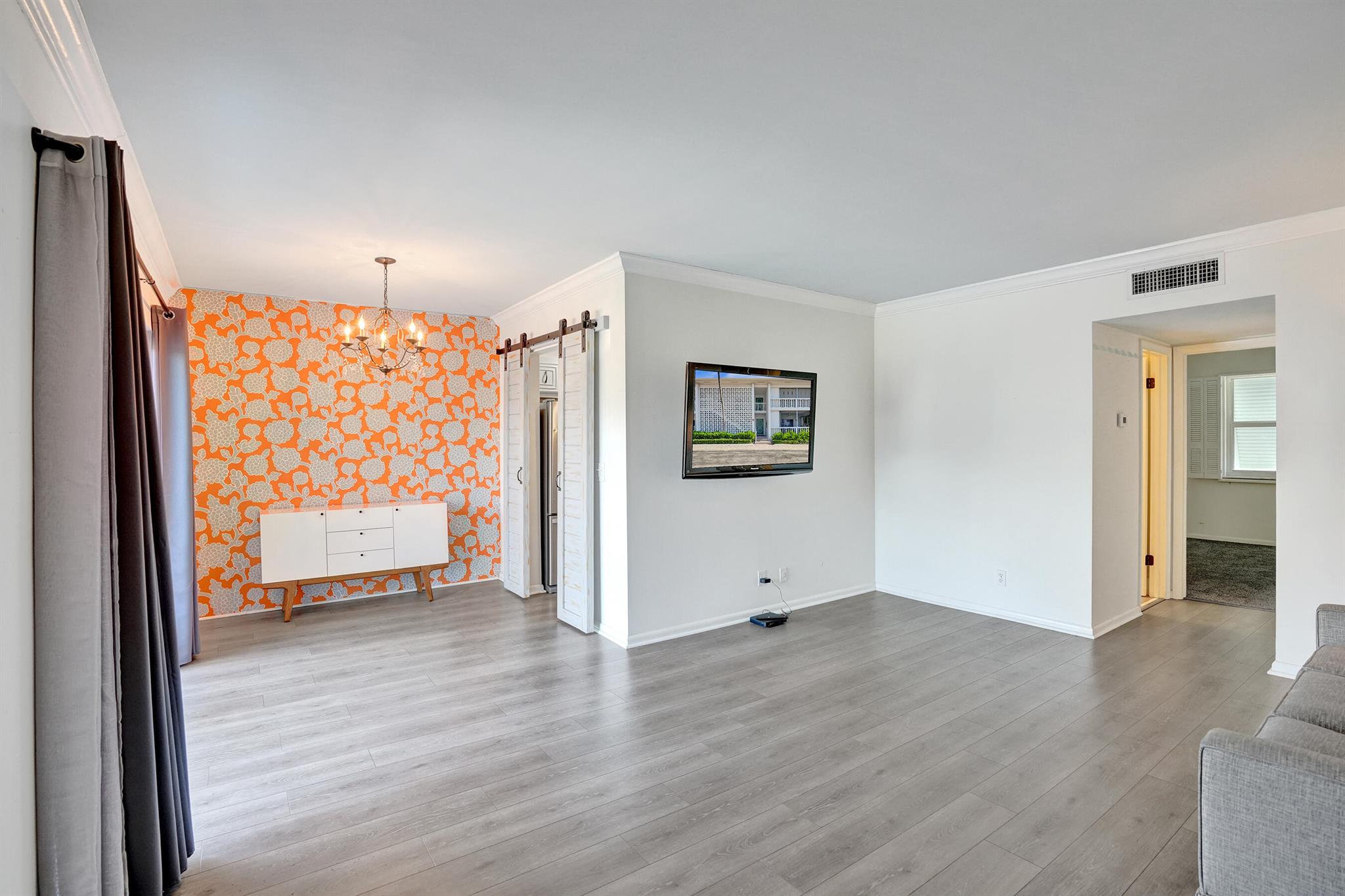 PALM BEACH VILLAS CONDO - Residential
