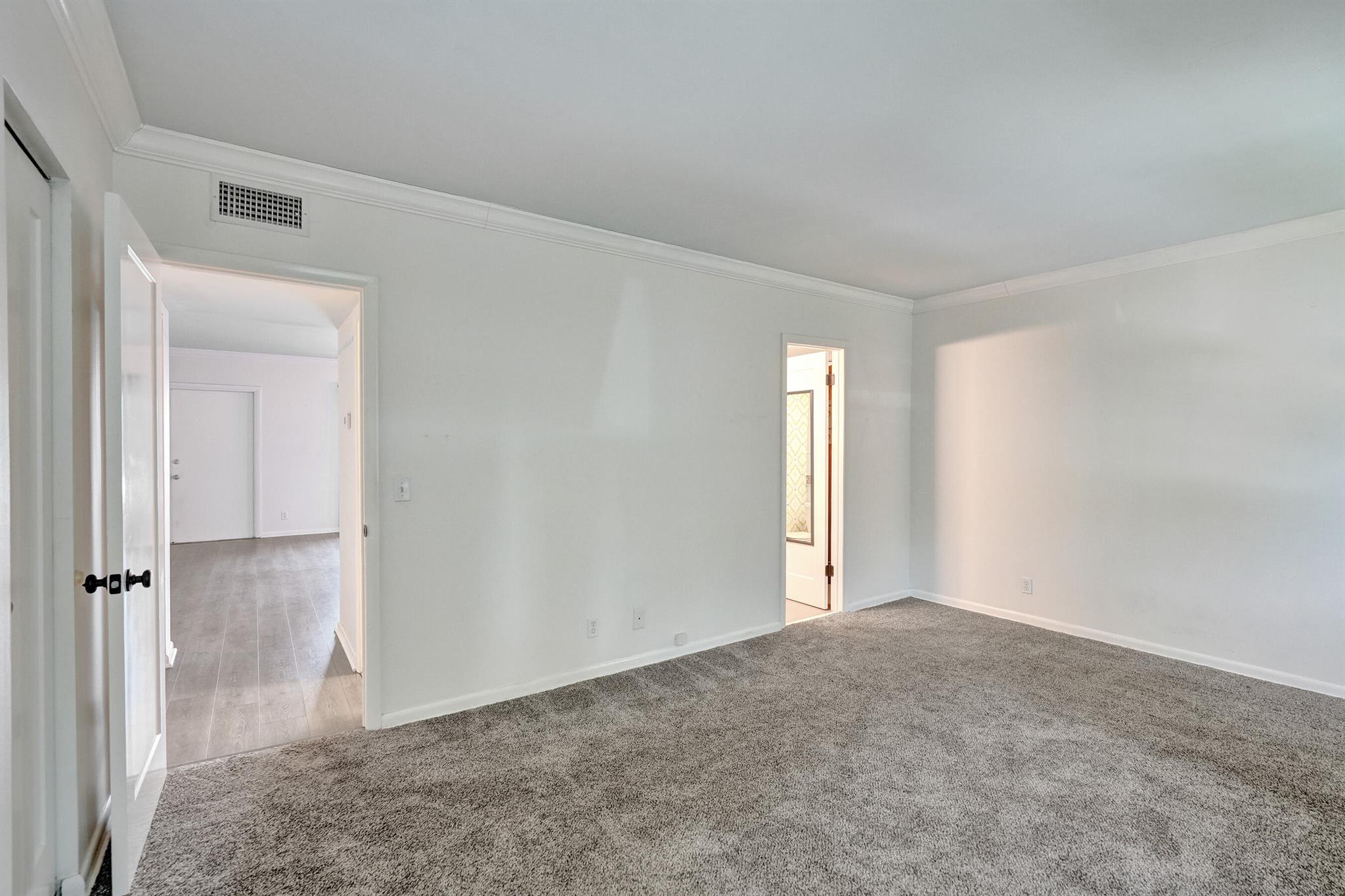 PALM BEACH VILLAS CONDO - Residential