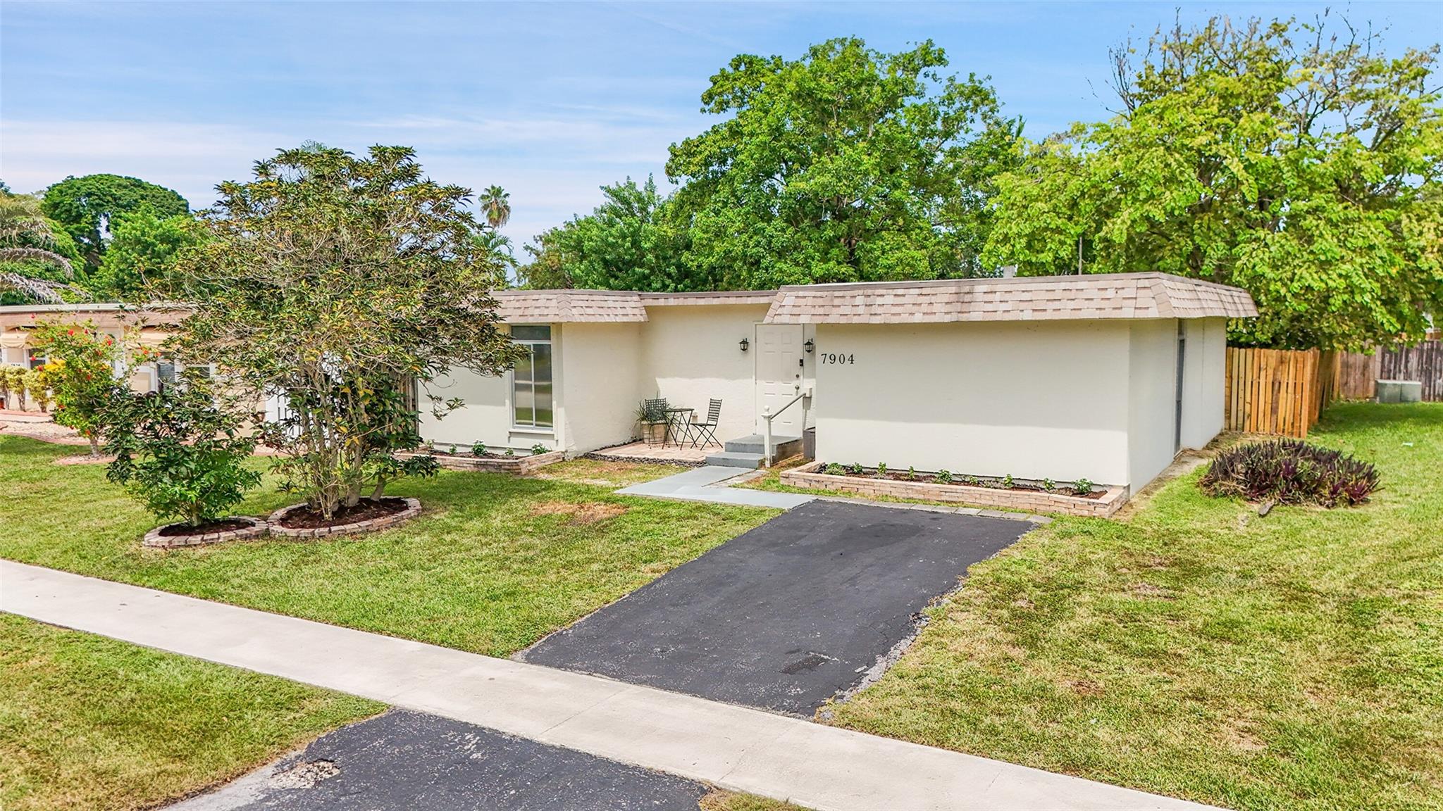 HEATHGATE - Residential