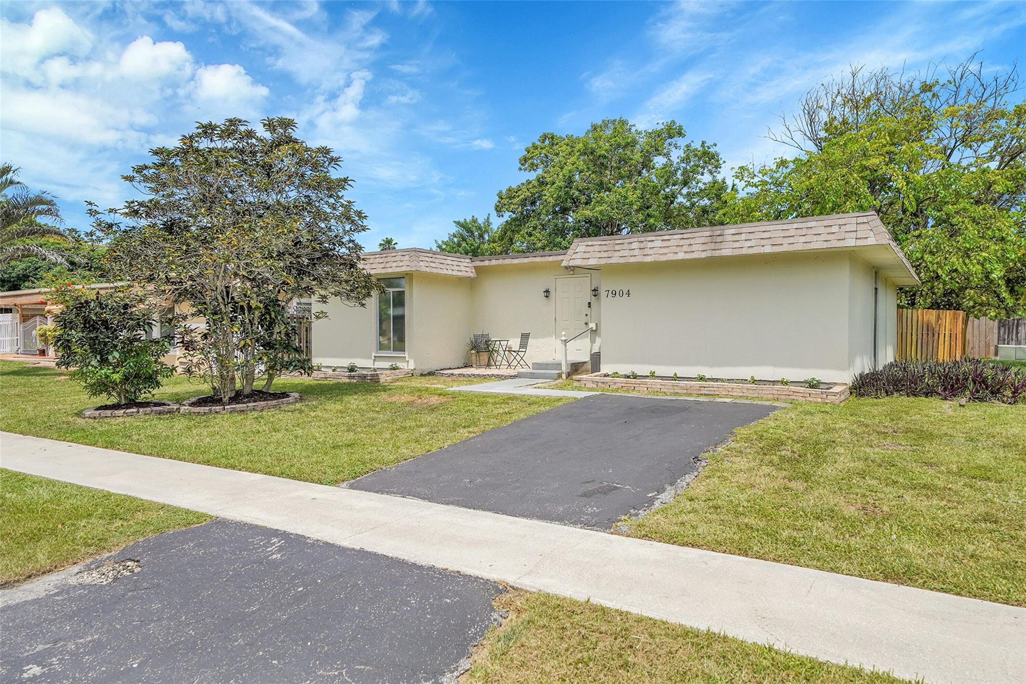 HEATHGATE - Residential