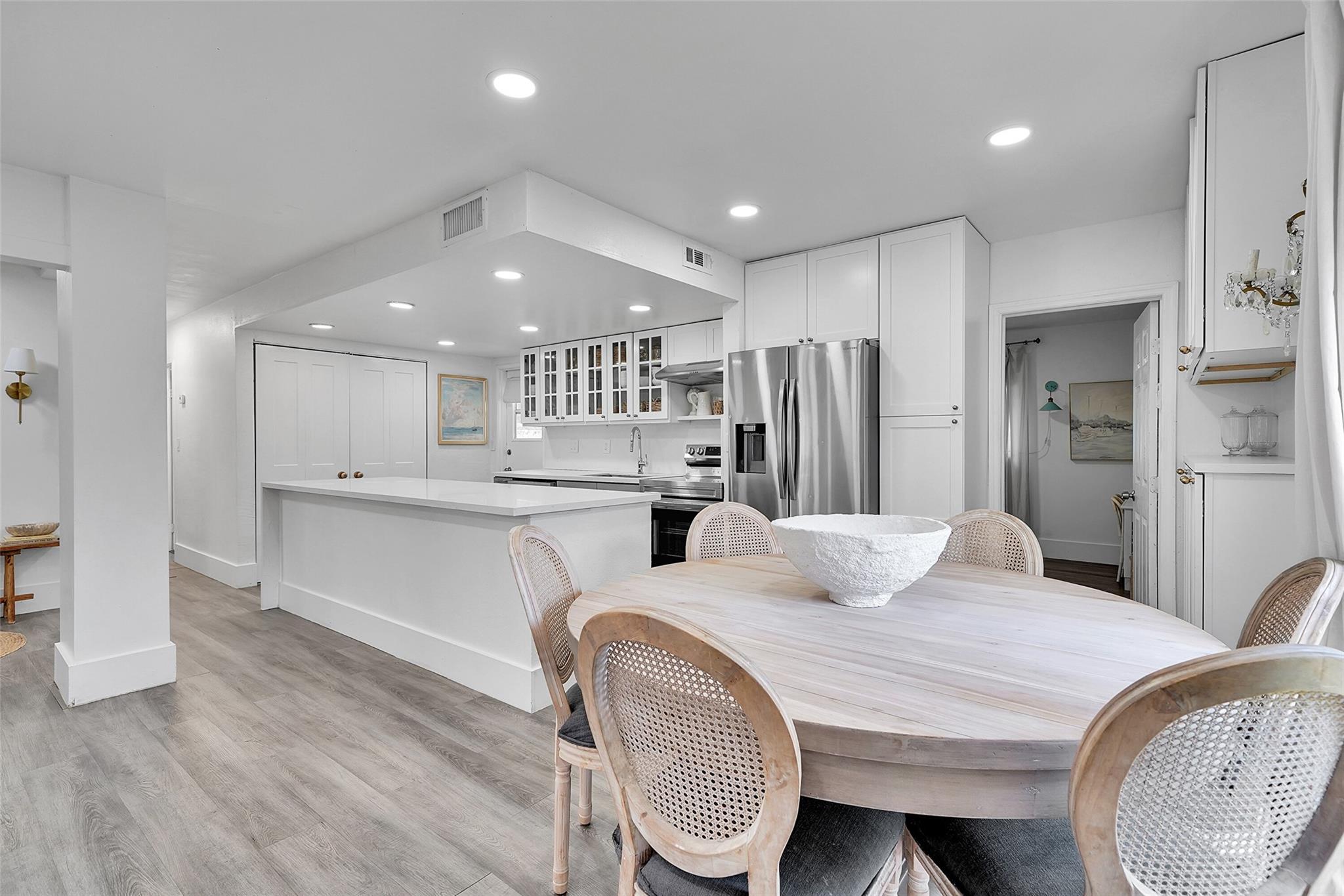 HEATHGATE - Residential