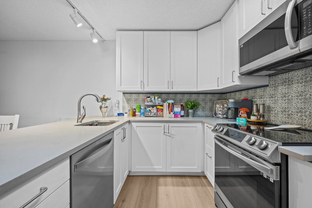 Photo of 7728 77TH Way, West Palm Beach, FL 33407 (MLS # B26092026)