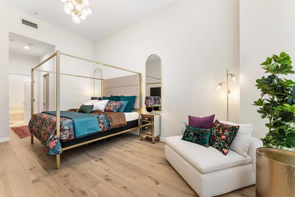 ONE CITY PLAZA CONDO - Residential Lease