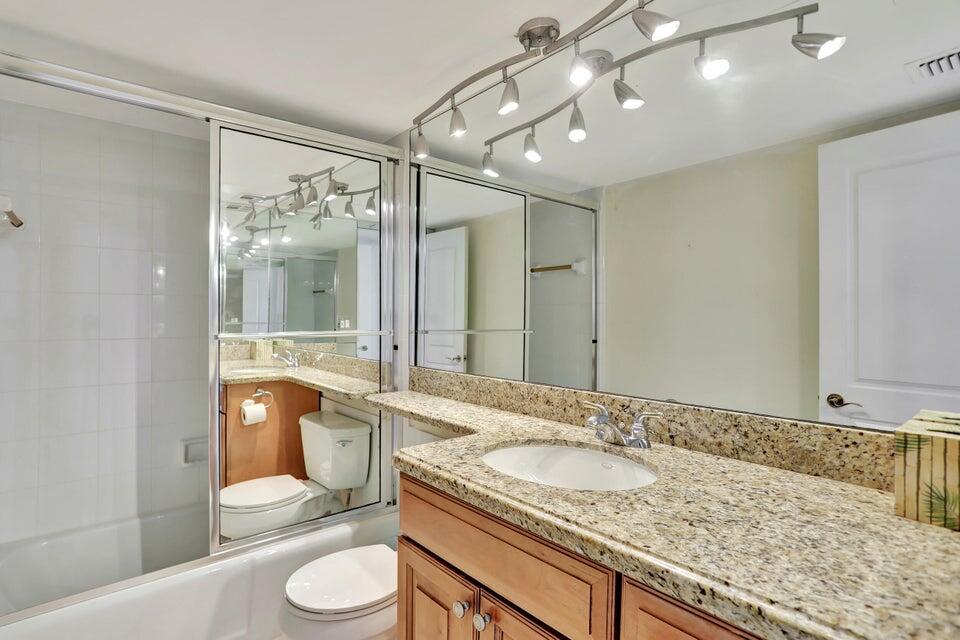 LANDMARK AT HILLSBORO - Residential