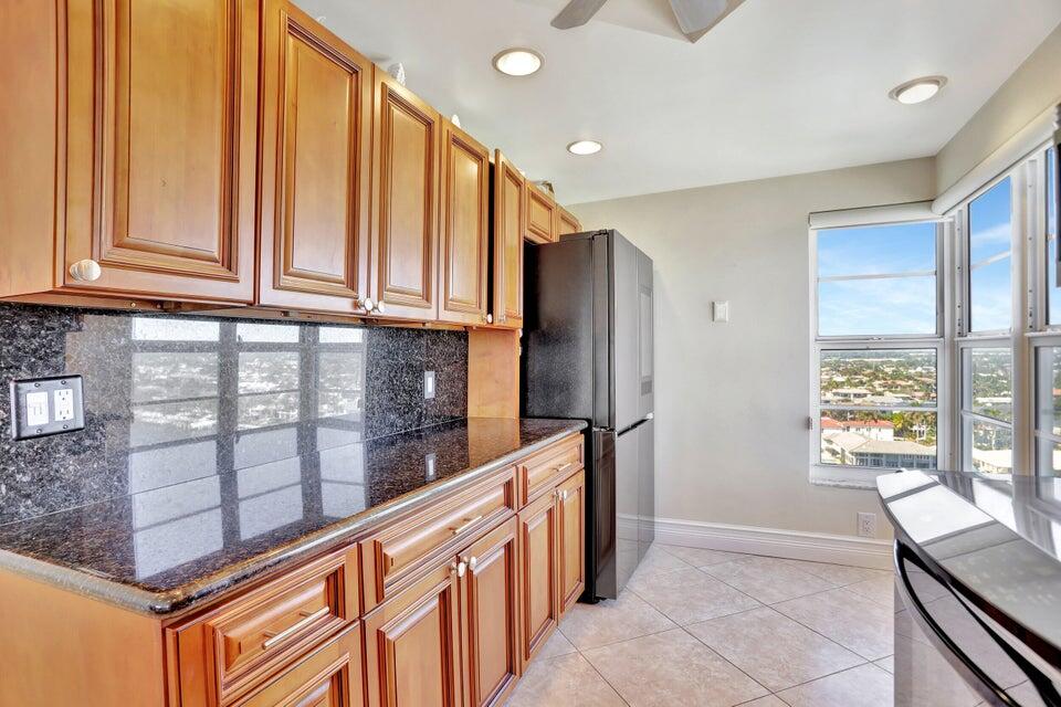 LANDMARK AT HILLSBORO - Residential