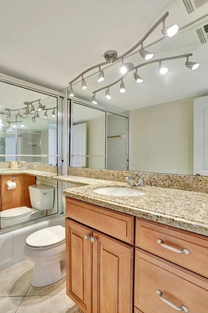 LANDMARK AT HILLSBORO - Residential