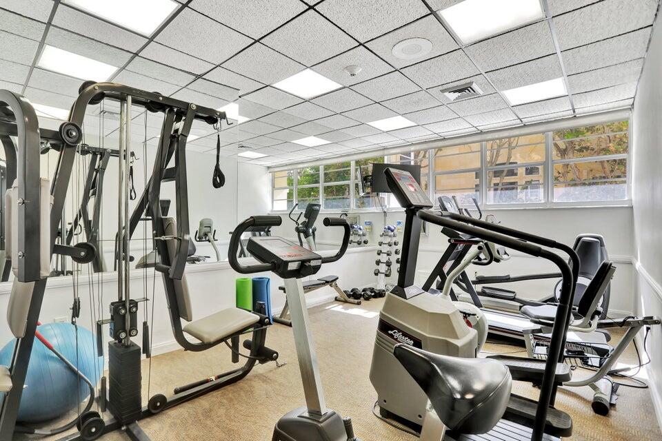 LANDMARK AT HILLSBORO - Residential