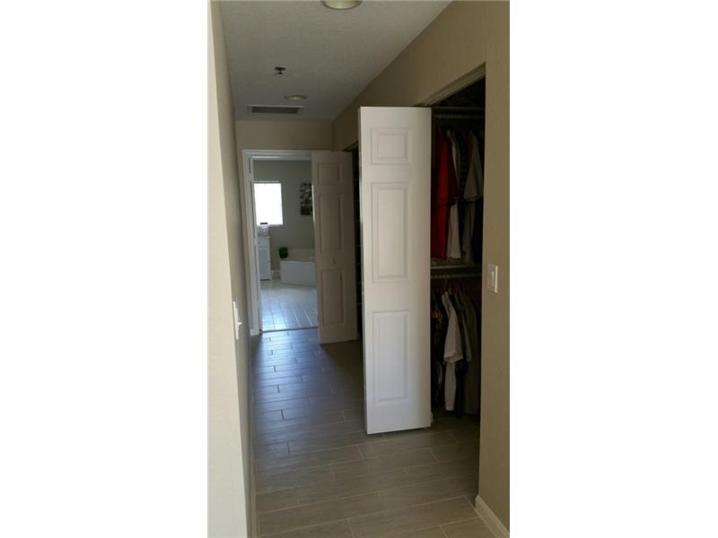 WILLOW GROVE - Residential Lease