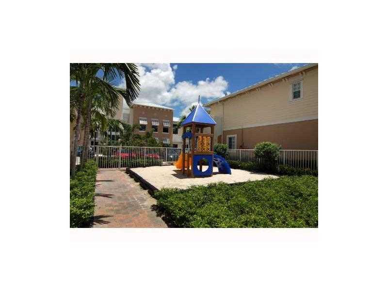 WILLOW GROVE - Residential Lease