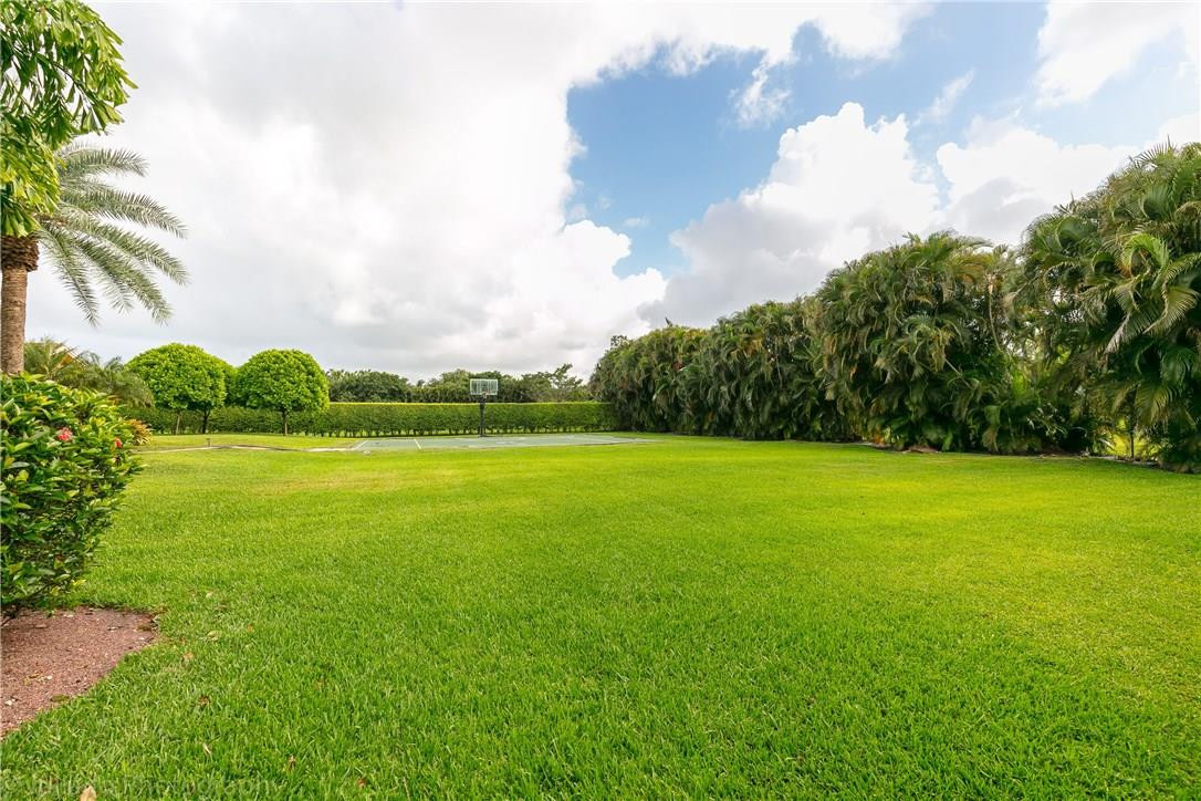 Majestic Groves - Residential