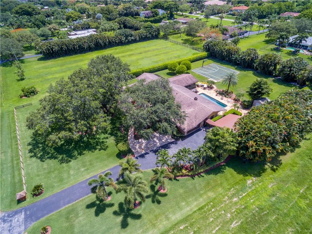 Majestic Groves - Residential