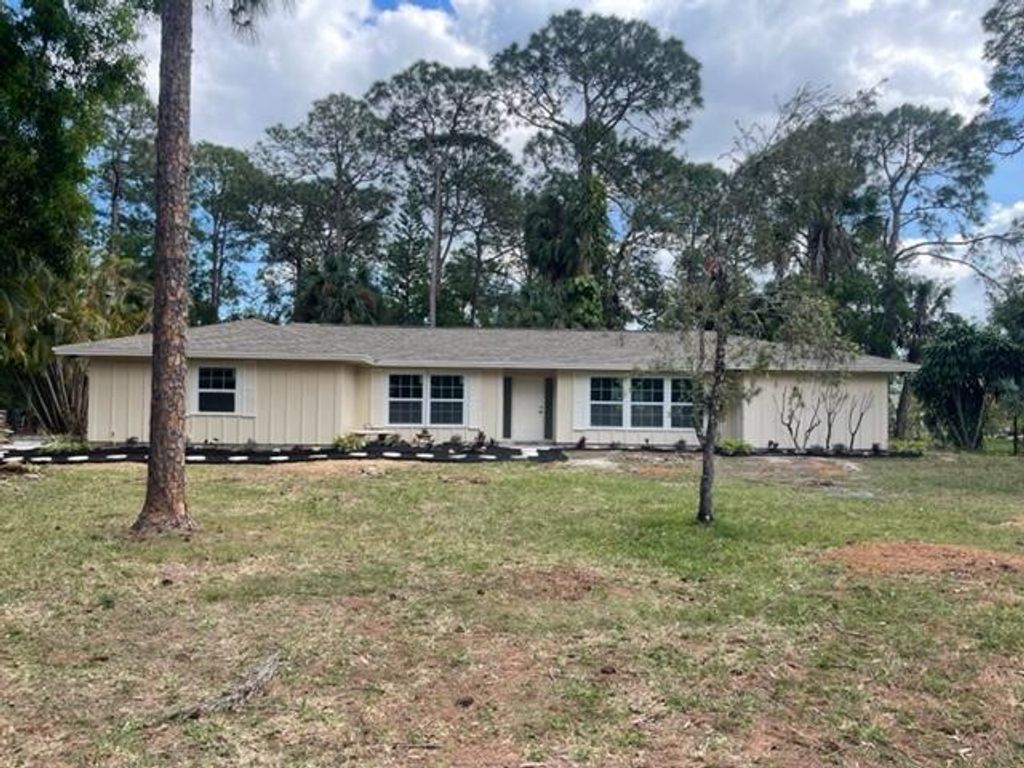 Photo of 15118 118th Trail N, Jupiter, FL 33478 (MLS # R10870223)