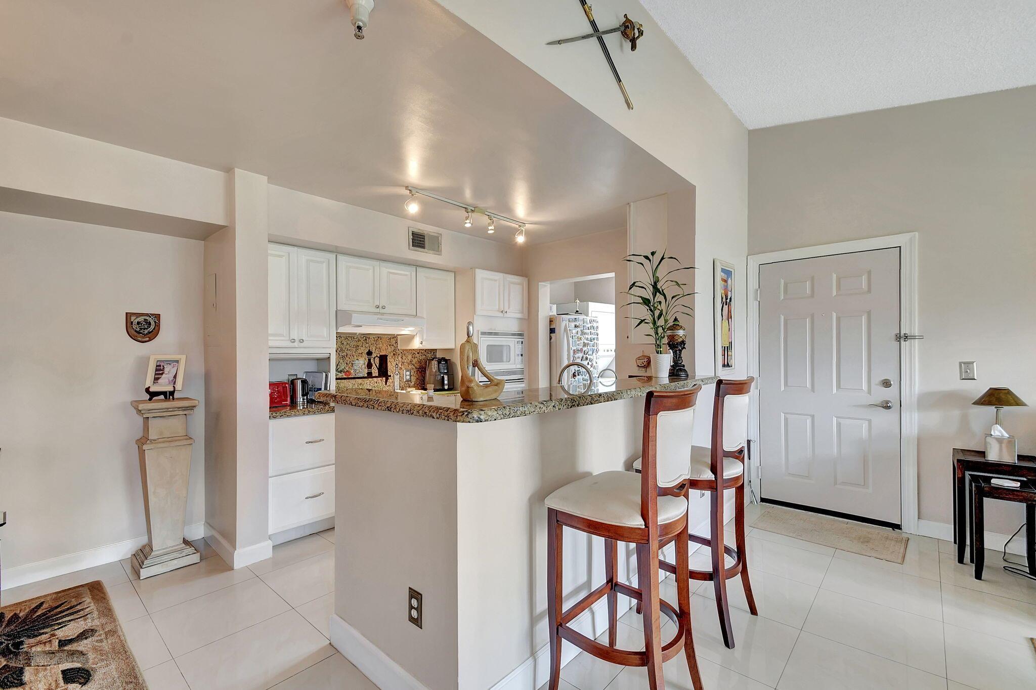 View photos, virtual tours, details... 157 Yacht Club Way 202