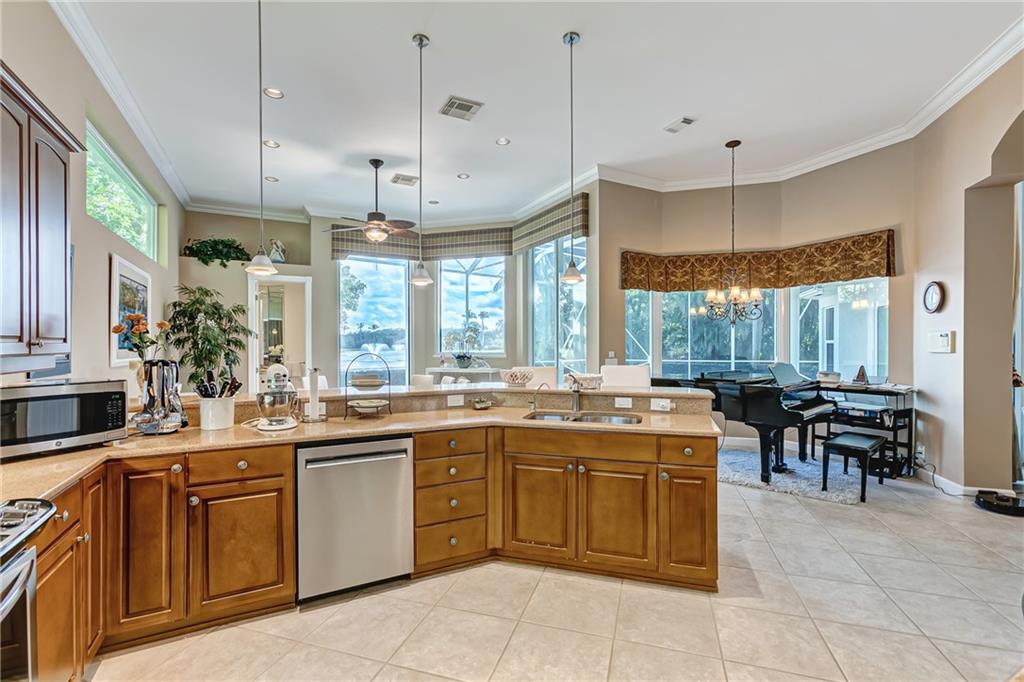 BALLENISLES COUNTRY CLUB - Residential