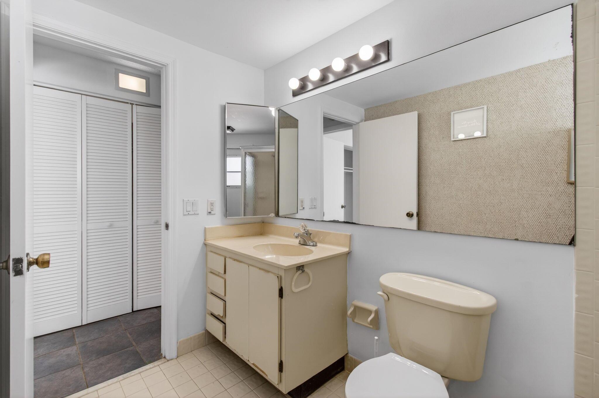 SUGAR POND MANOR OF WELLI - Residential