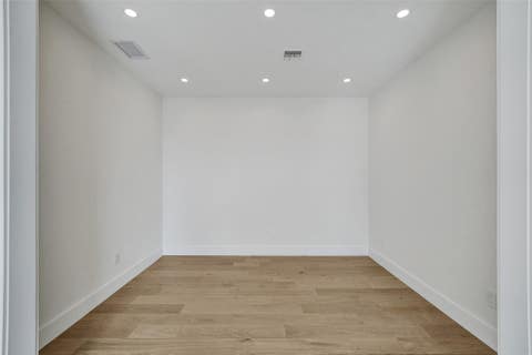 Tiny photo for 1525 NE 15TH Avenue, Fort Lauderdale, FL 33304 (MLS # B26052490)