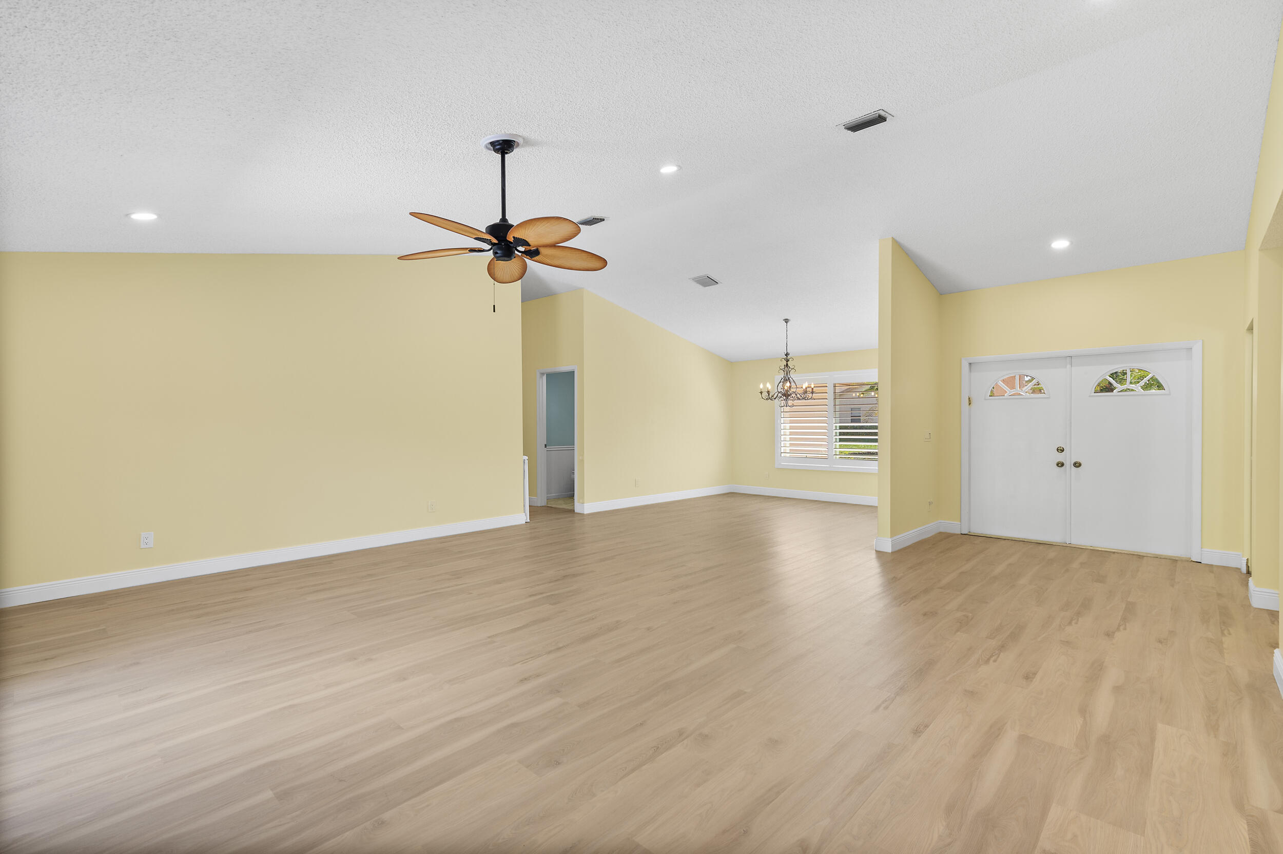 RAINBERRY ESTATES - Residential