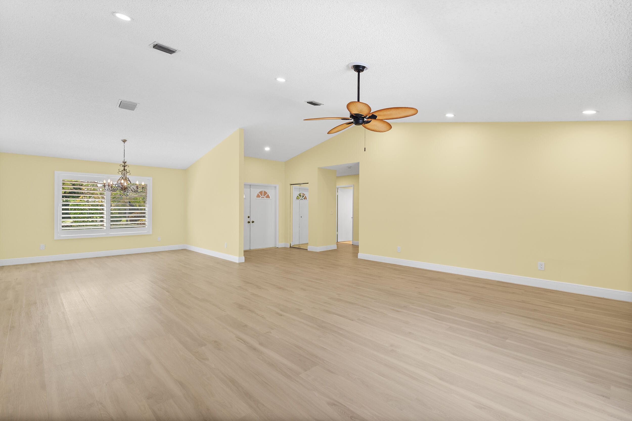 RAINBERRY ESTATES - Residential