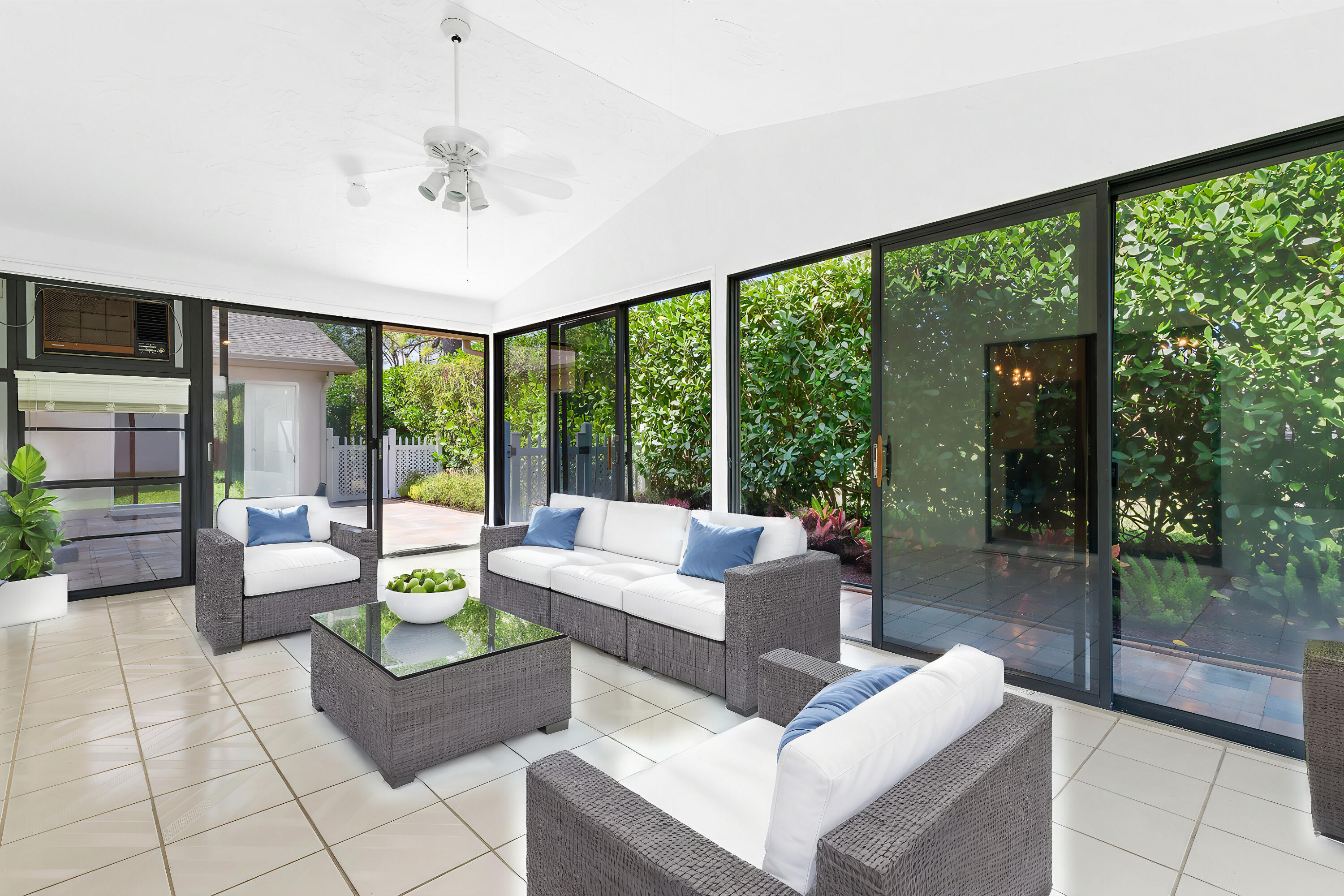 RAINBERRY ESTATES - Residential