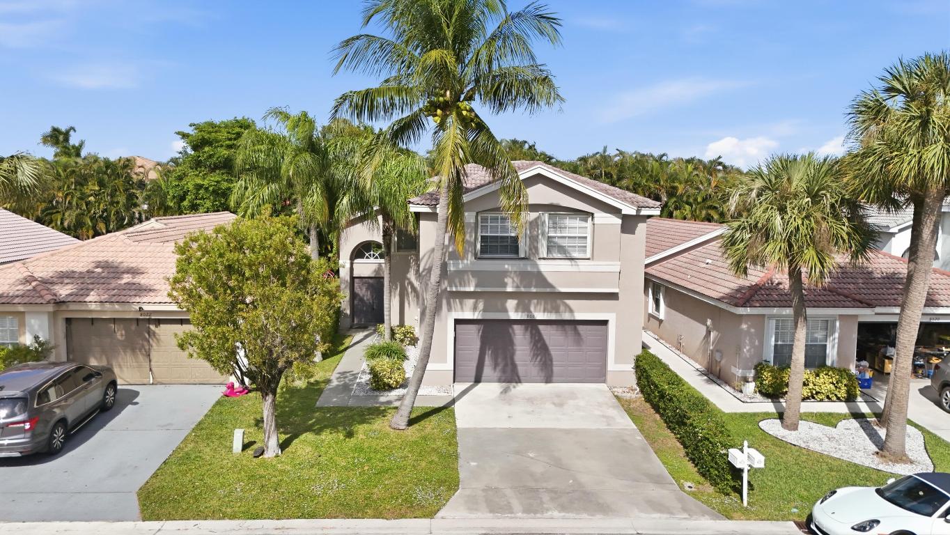 8021 Stirrup Cay Court