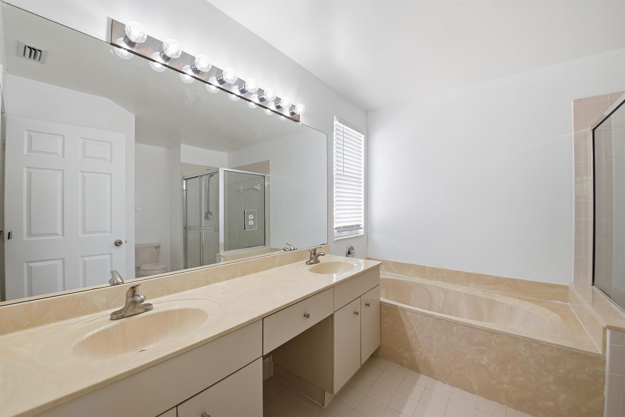 NAUTICA 1 - Residential