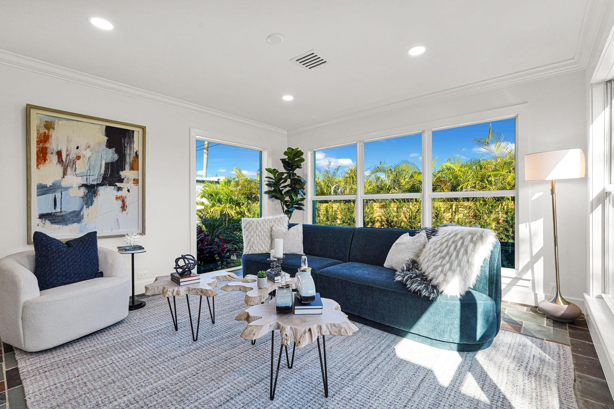 ESTS OF SOUTH PALM BEACH - Residential Lease