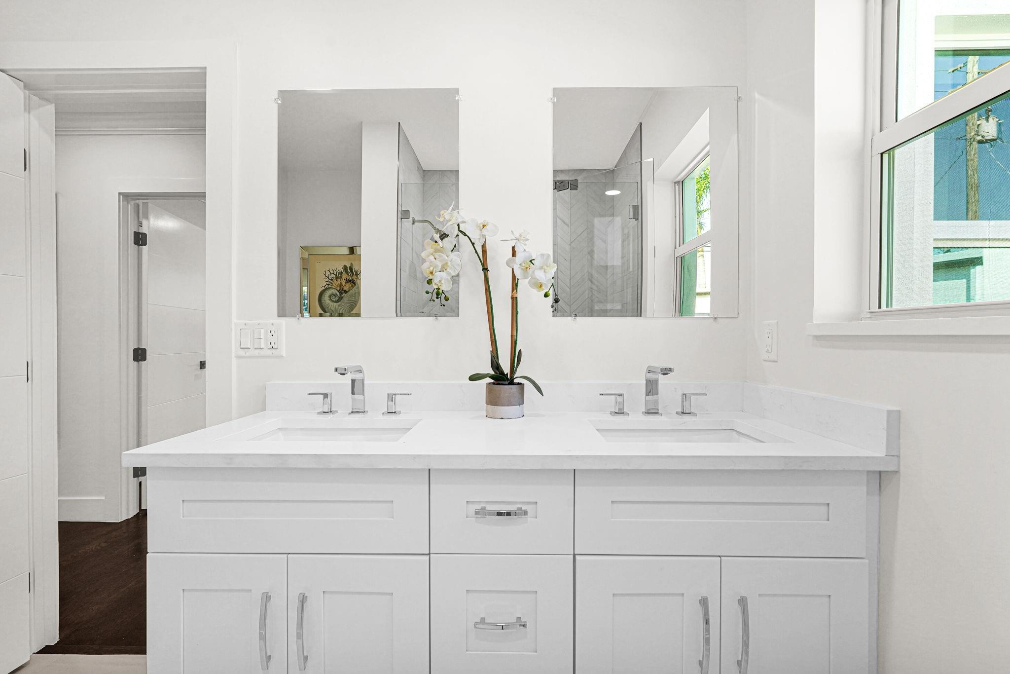 ESTS OF SOUTH PALM BEACH - Residential Lease