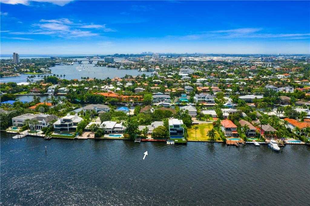 RIO VISTA ISLES - Residential