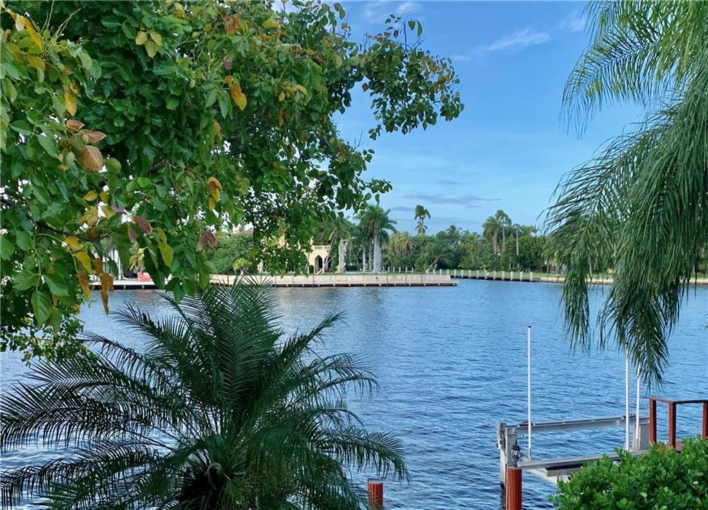 RIO VISTA ISLES - Residential