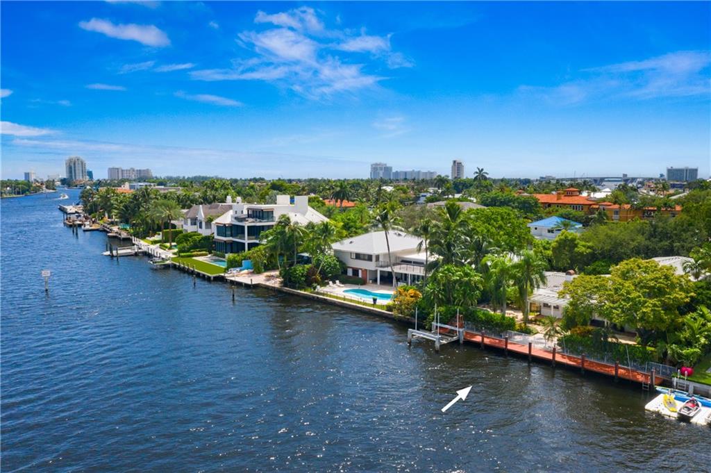 RIO VISTA ISLES - Residential