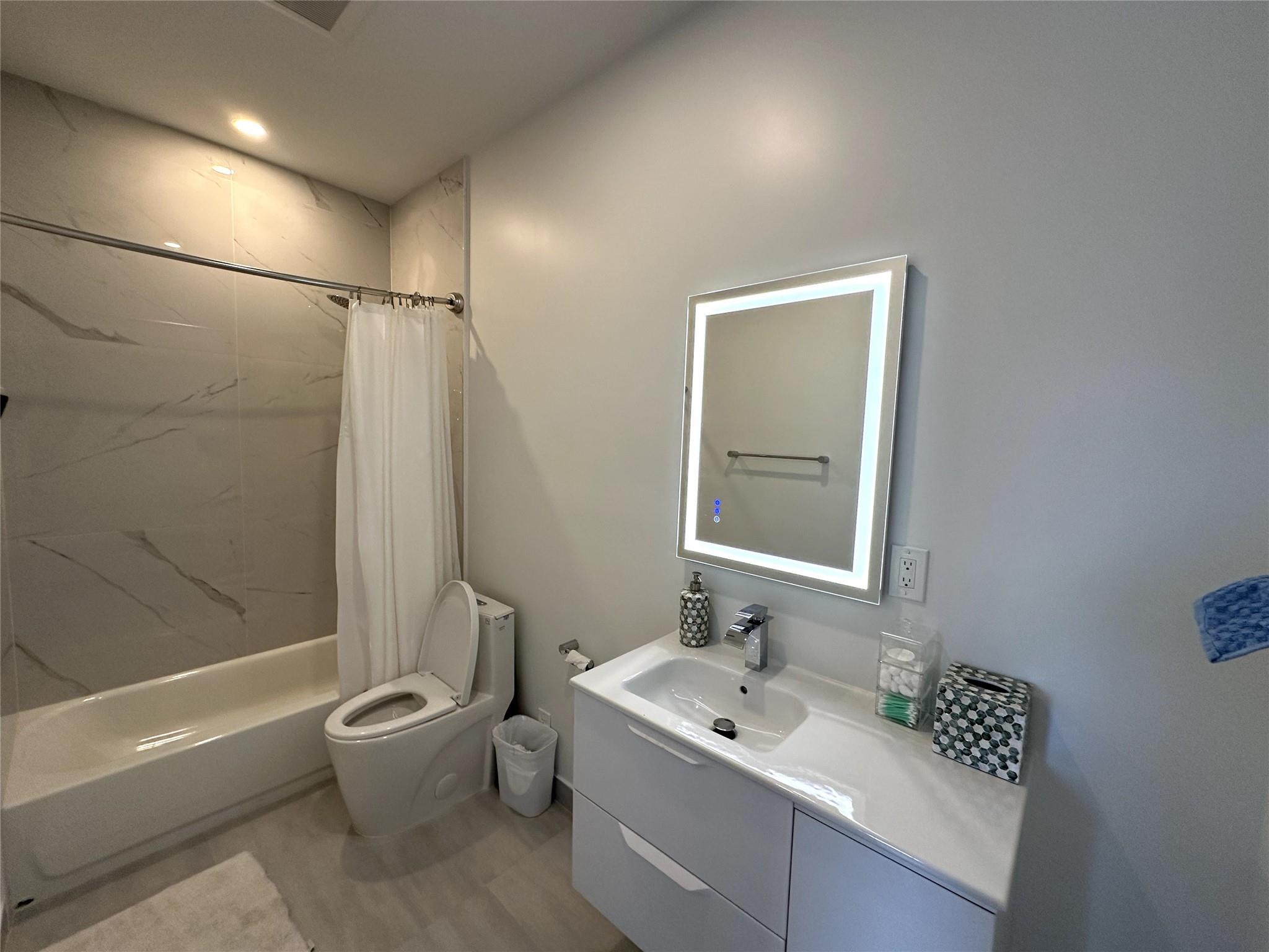 River Oaks - Residential Lease