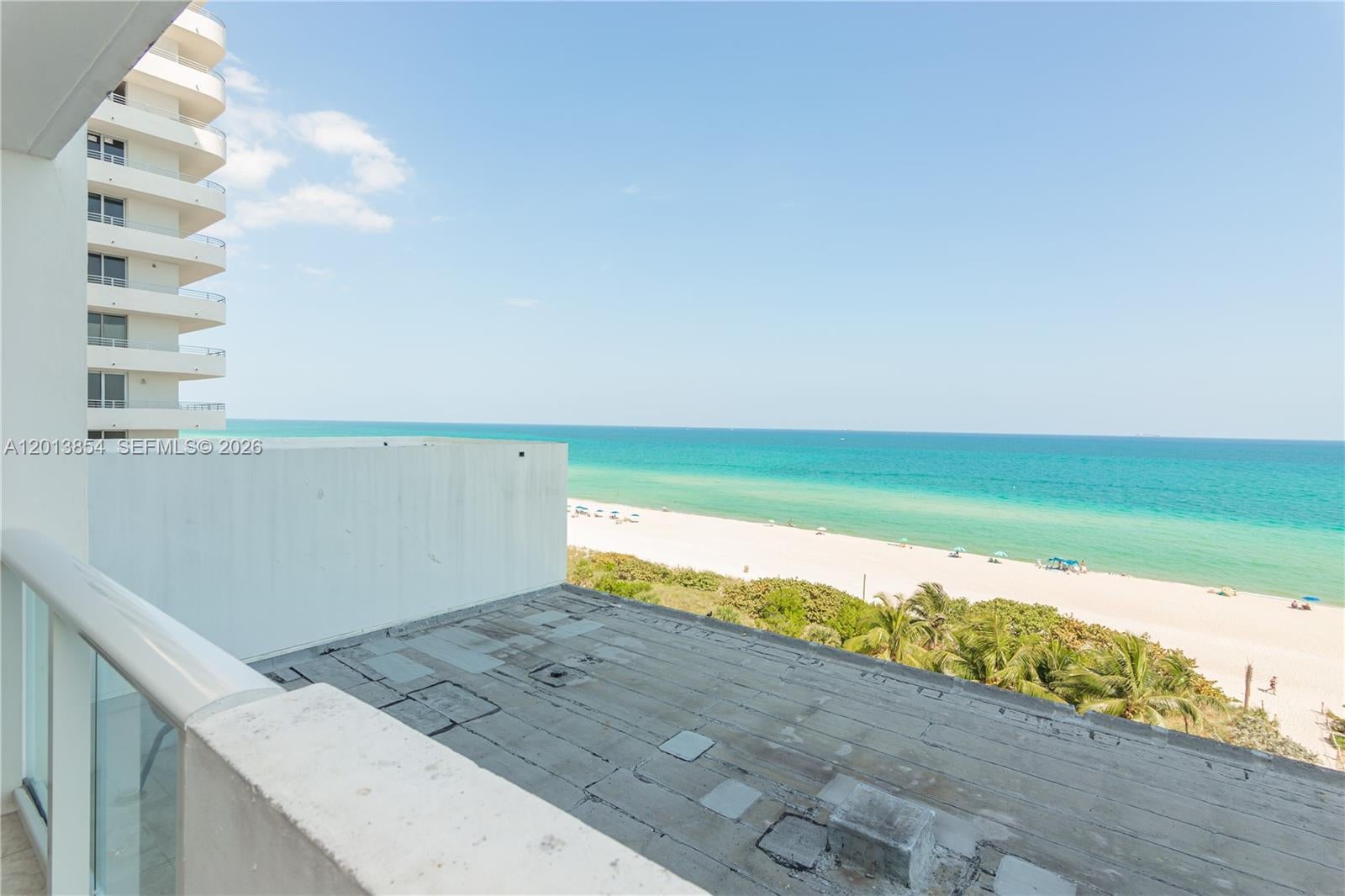 5445 Collins Avenue