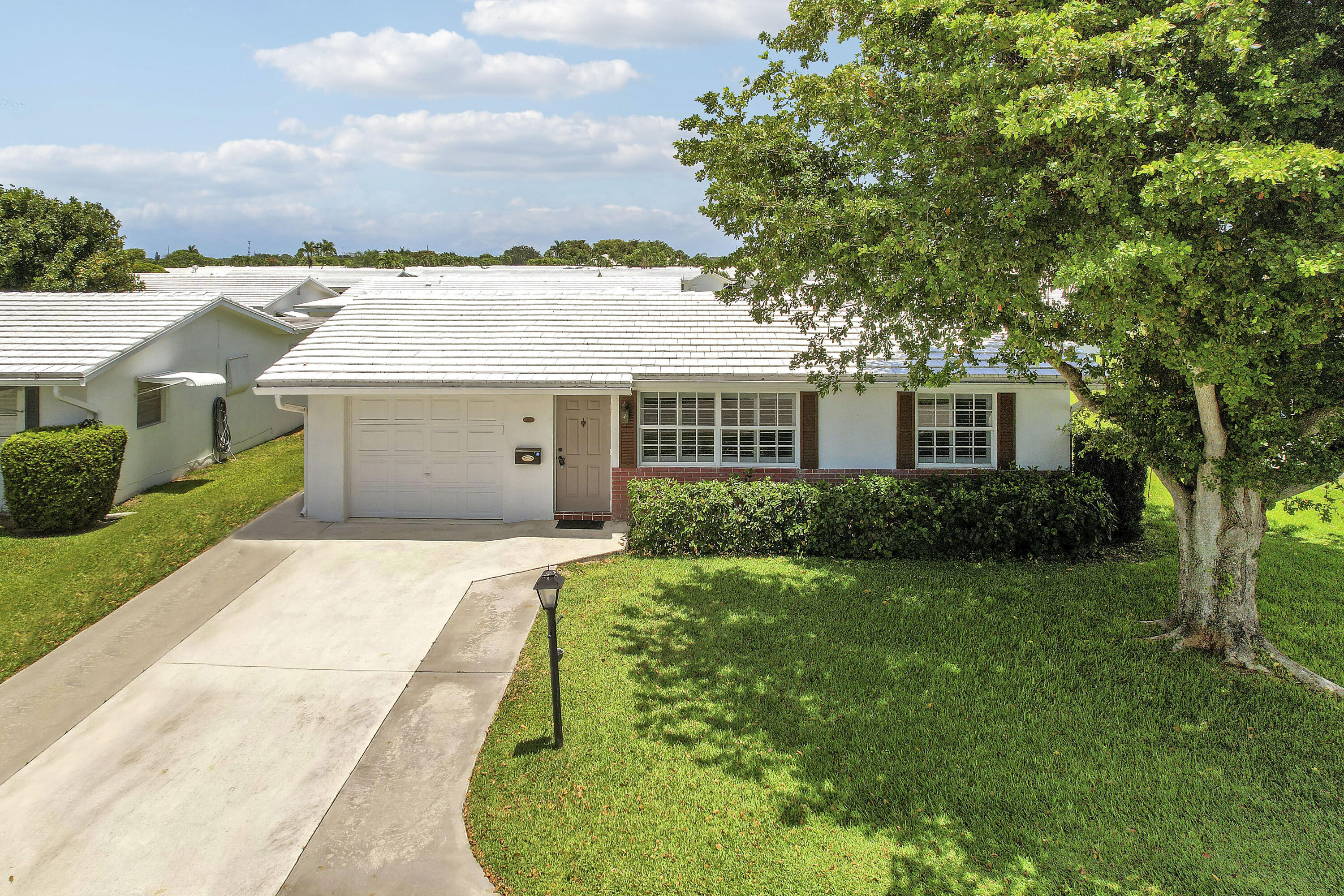 PALM BEACH LEISUREVILLE SEC 5A - Residential