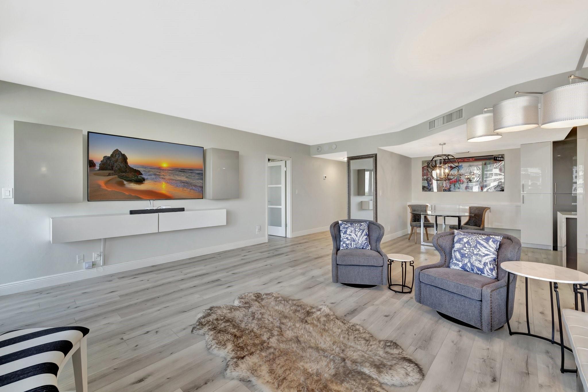 3333 NE 34th St 608