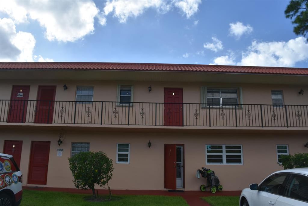 Photo of 1961 SW Palm City Road #31-I, Stuart, FL 34994 (MLS # R10725471)