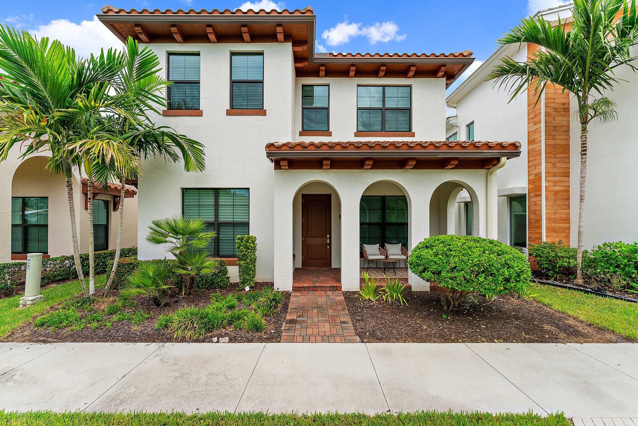 ALTON NEIGHBORHOOD 1 - Residential Lease