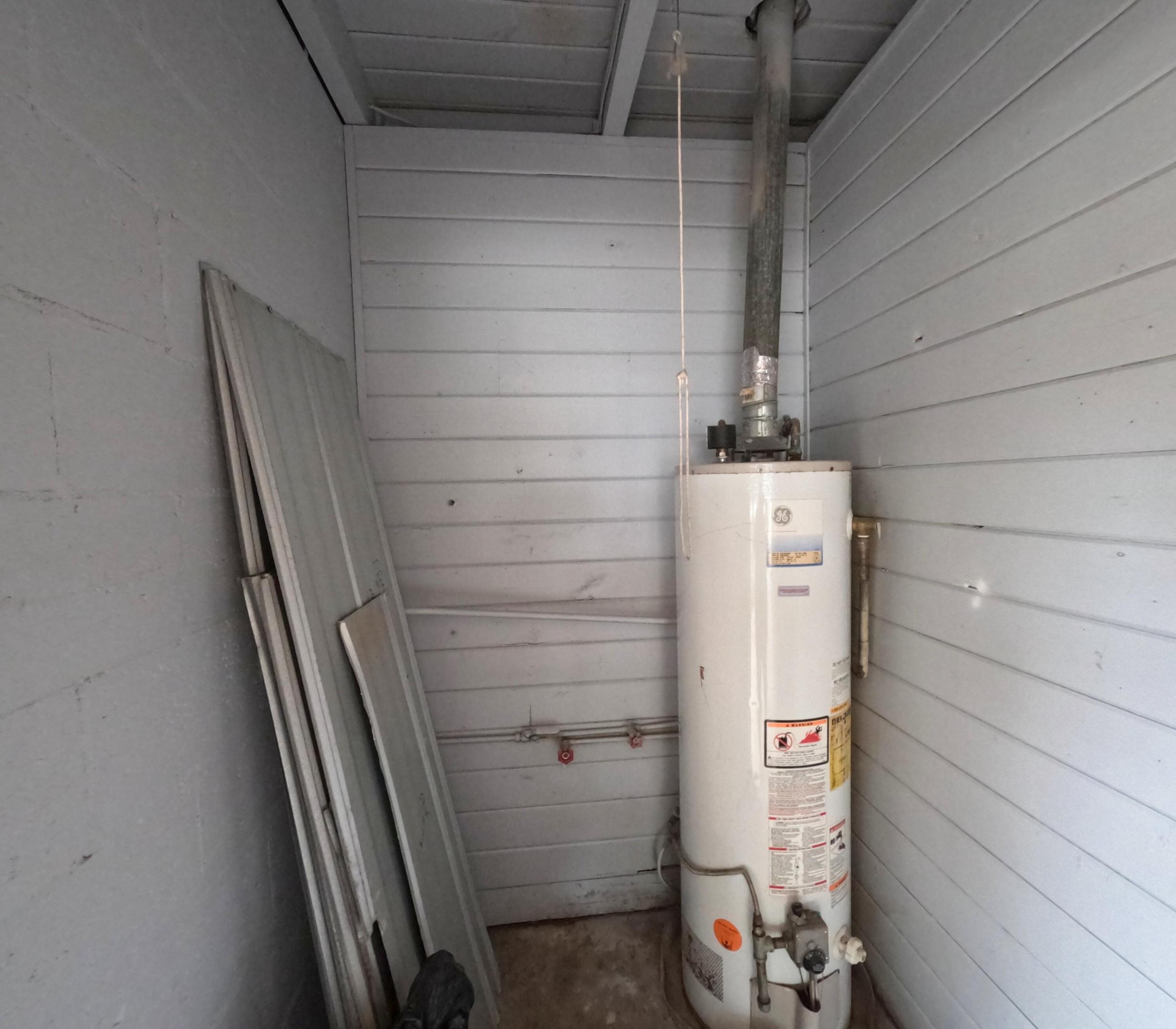 COBB'S PARK TERRACE - Residential Lease